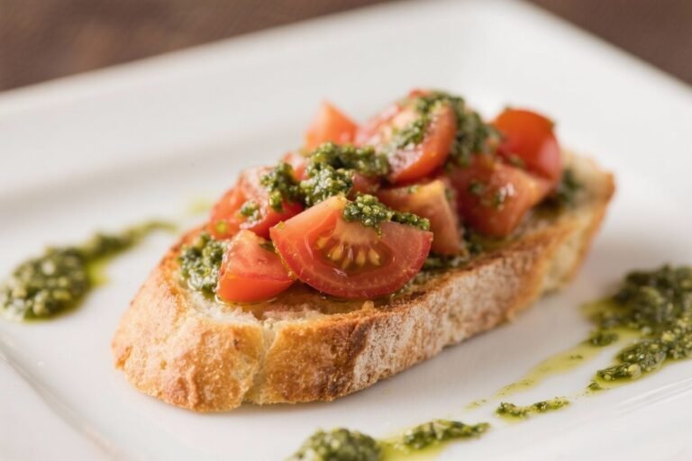 Tomato Bruschetta With Pesto – Fresh, Bright, and Easy